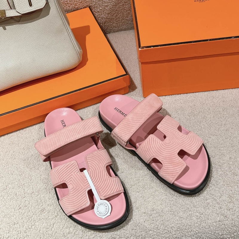 H**mes slippers
